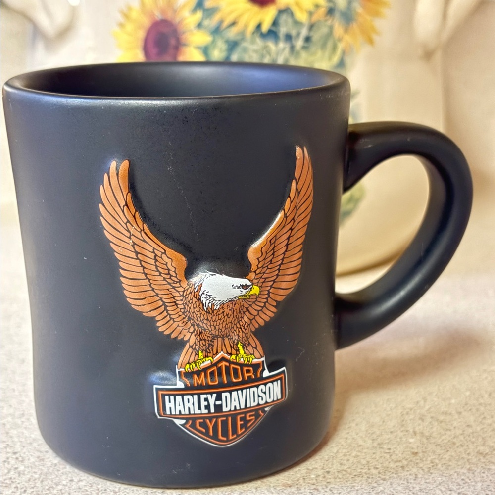 Harley-Davidson Black Mug with Eagle Emblem